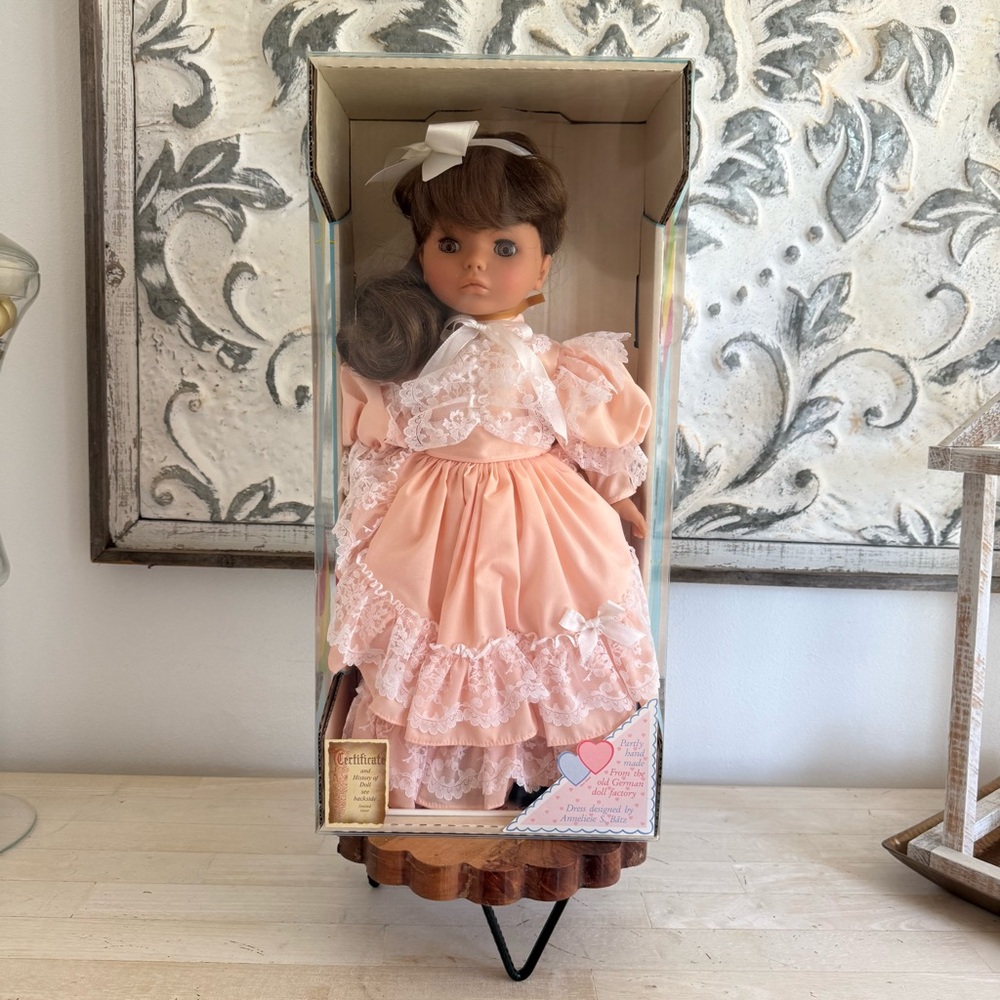 NIB Lizzi Doll Partly Hand-Made Old German Toy Factory 19”